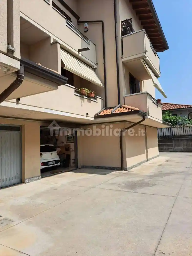 Appartamento in vendita a Villa Cortese
