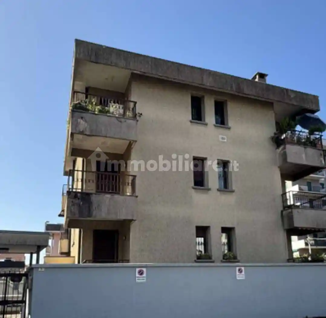 Appartamento in vendita a Borgomanero