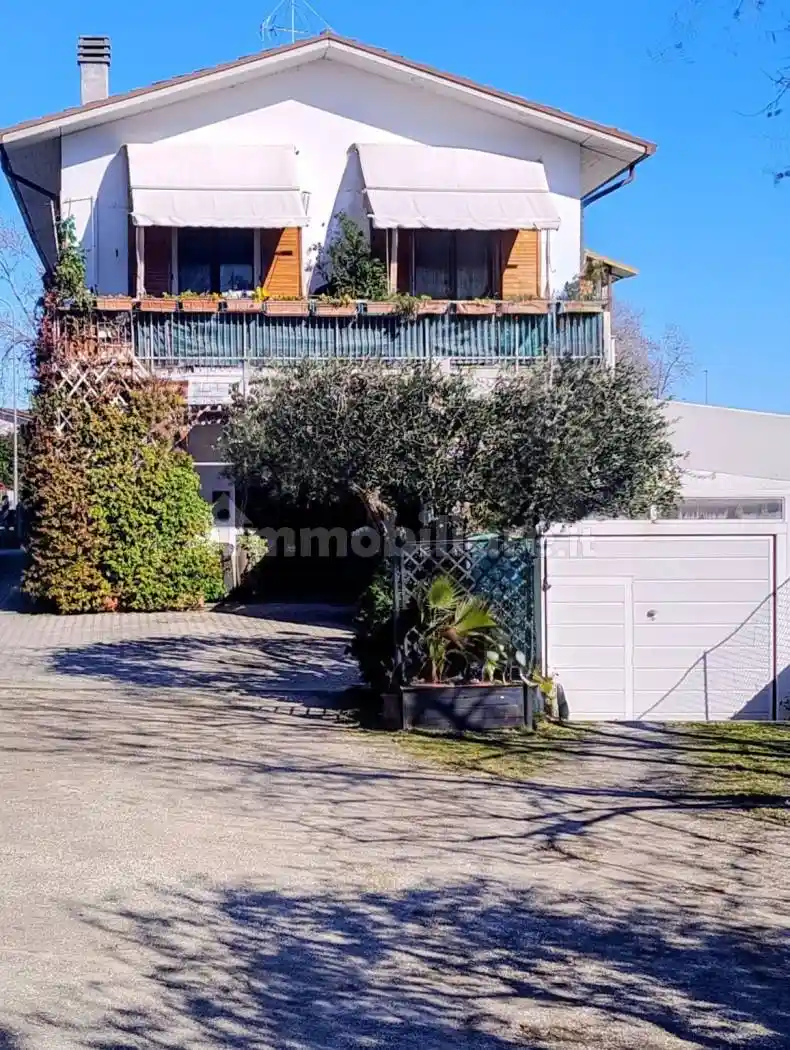 Appartamento in vendita a Forlì