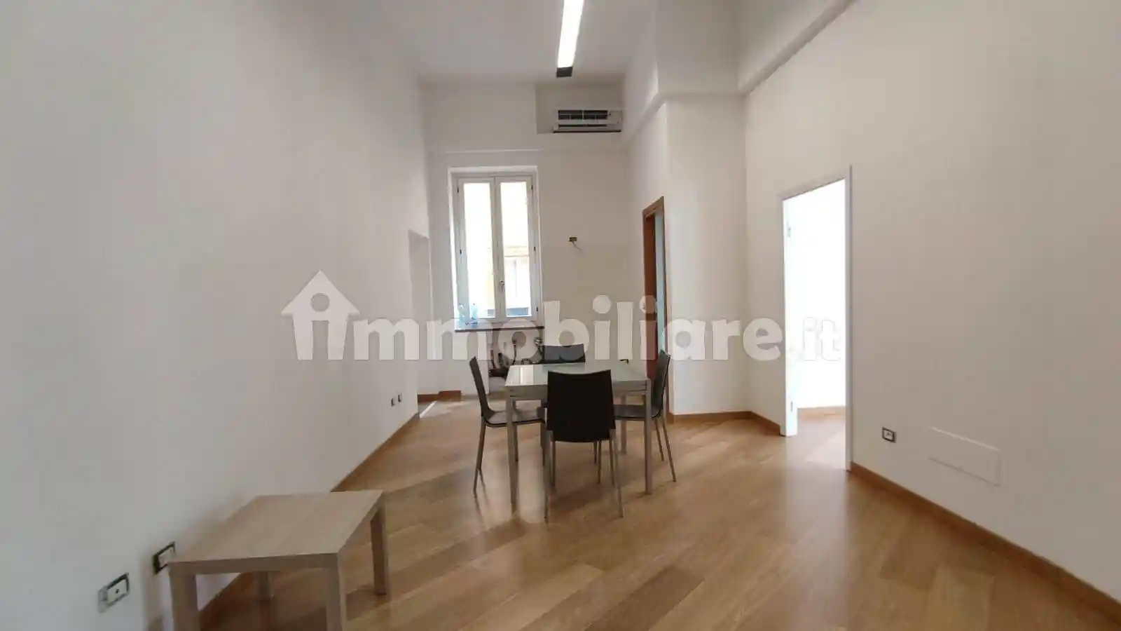 Appartamento in affitto a Ancona