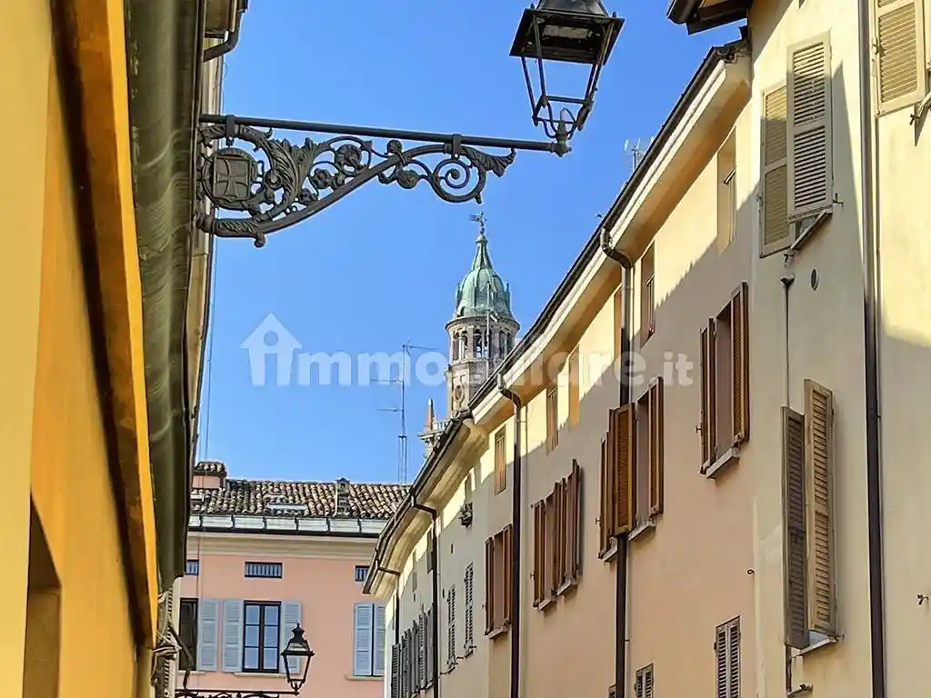 Appartamento in vendita a Parma