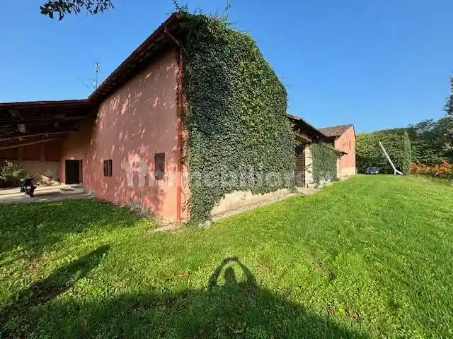 Casa indipendente in vendita a Montichiari
