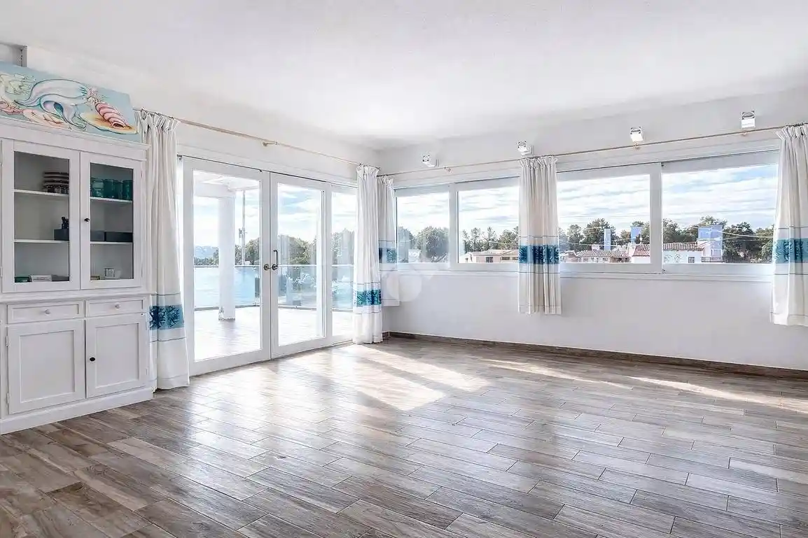 Appartamento in vendita a Arzachena