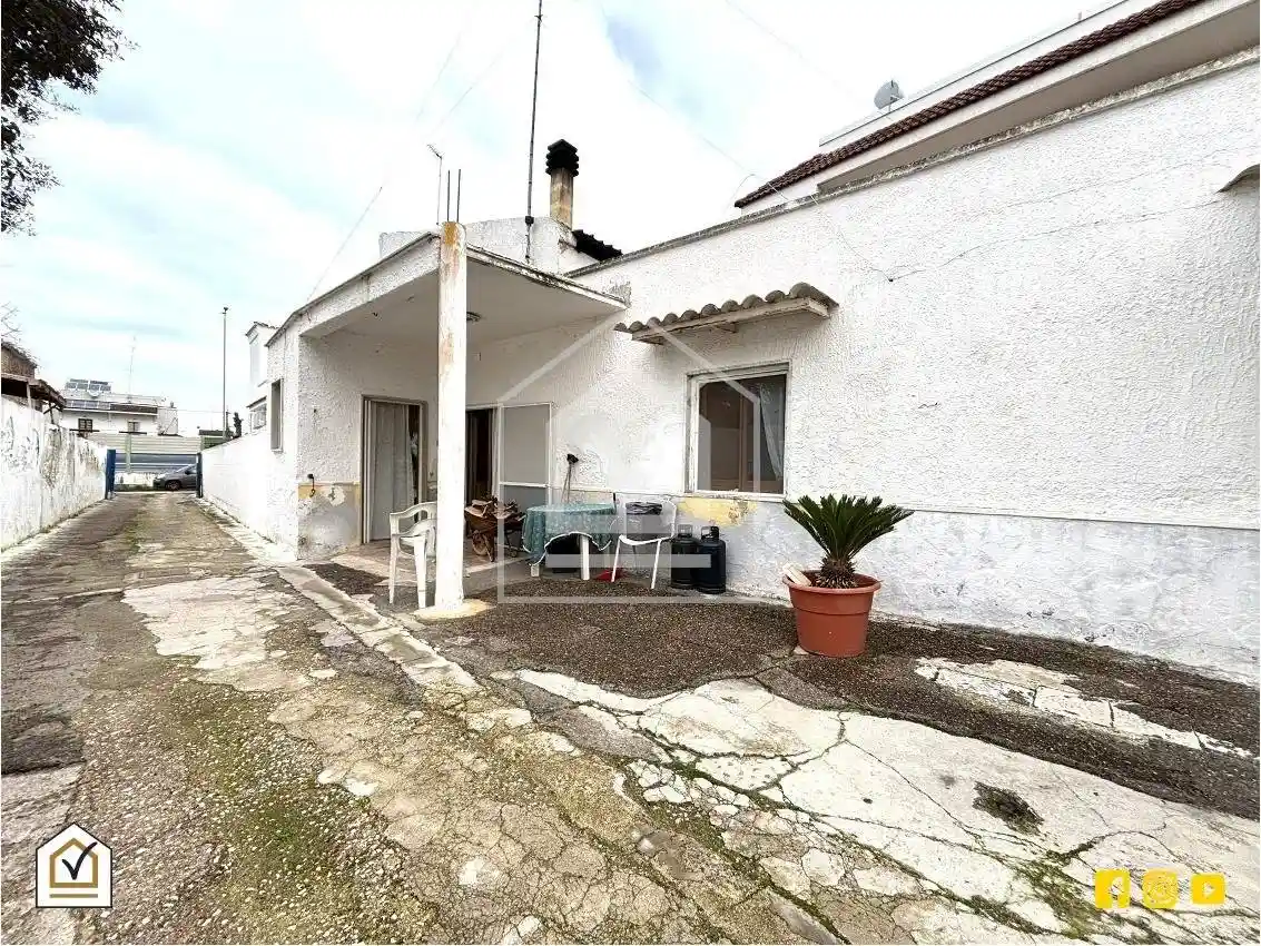 Casa indipendente in vendita a Bari