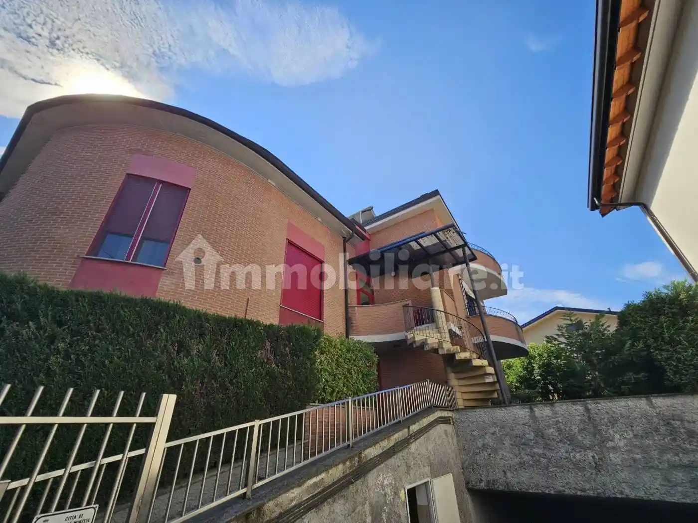 Appartamento in vendita a Cologno Monzese