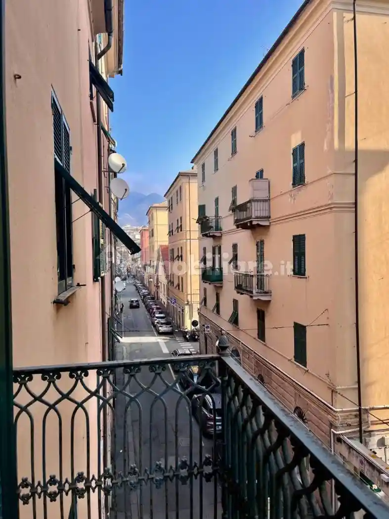 Appartamento in vendita a Genova