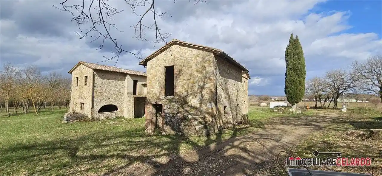 Rustico - Casale in vendita a Casole d'Elsa