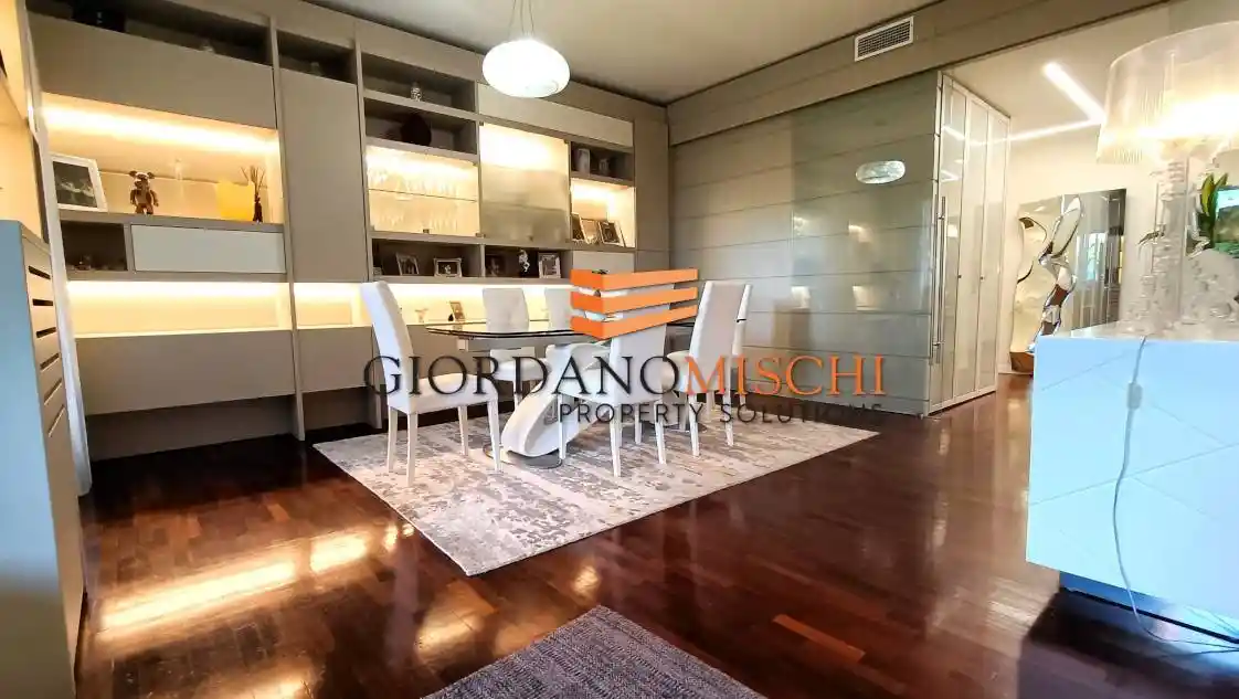 Appartamento in vendita a Monza