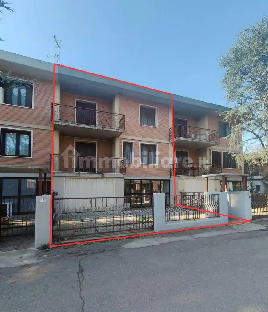 Villetta a schiera in vendita a Modena