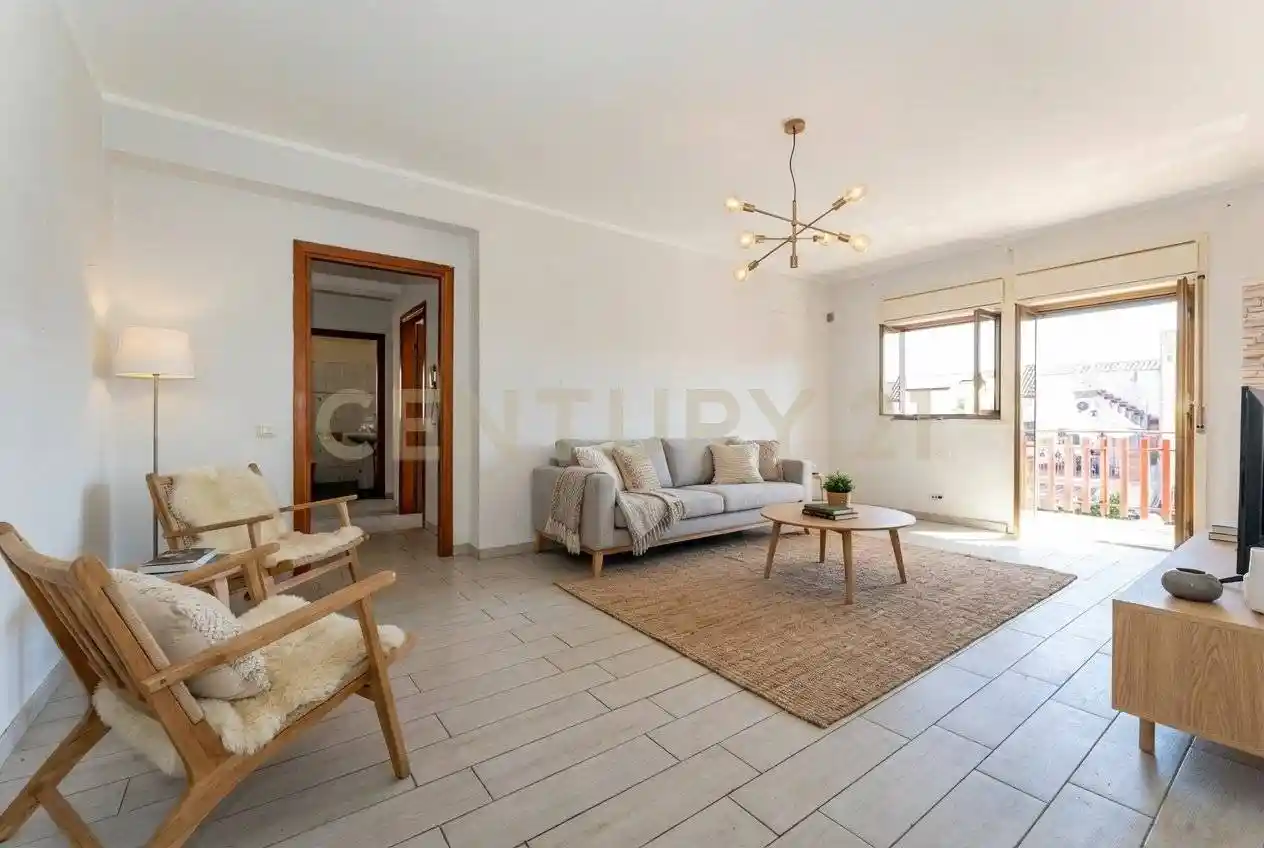 Appartamento in vendita a Aci Castello