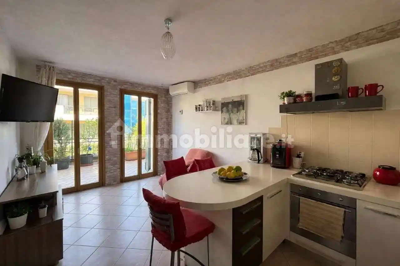 Appartamento in vendita a Desenzano del Garda