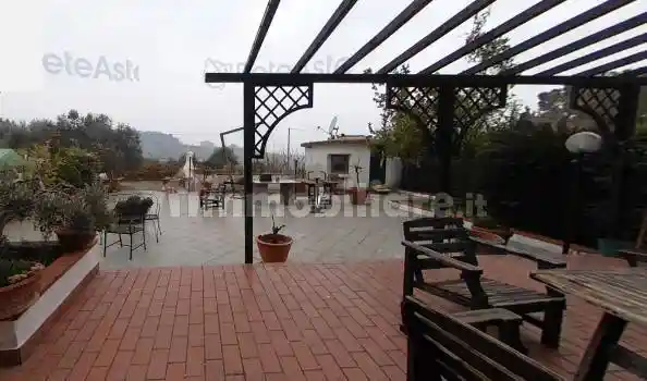 Appartamento in vendita a Falconara Marittima