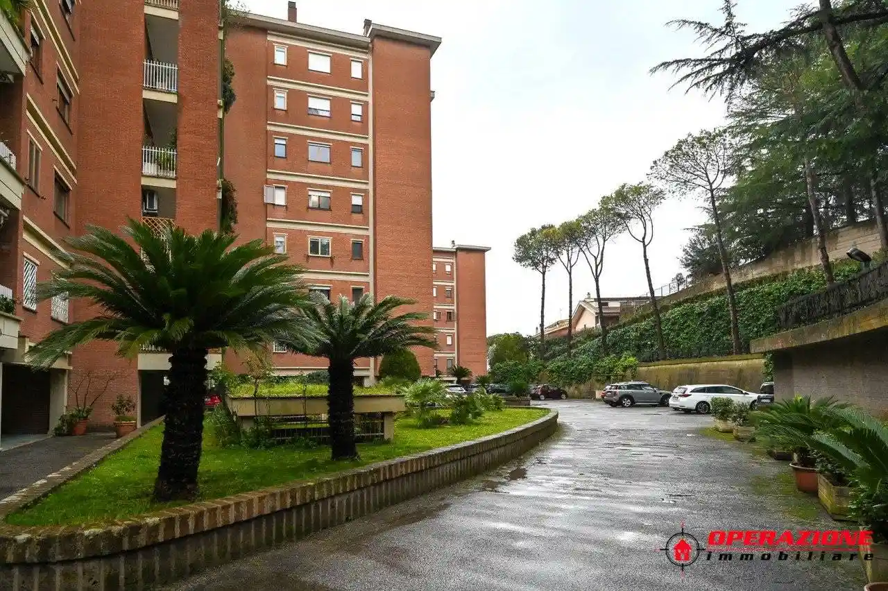Appartamento in vendita a Roma