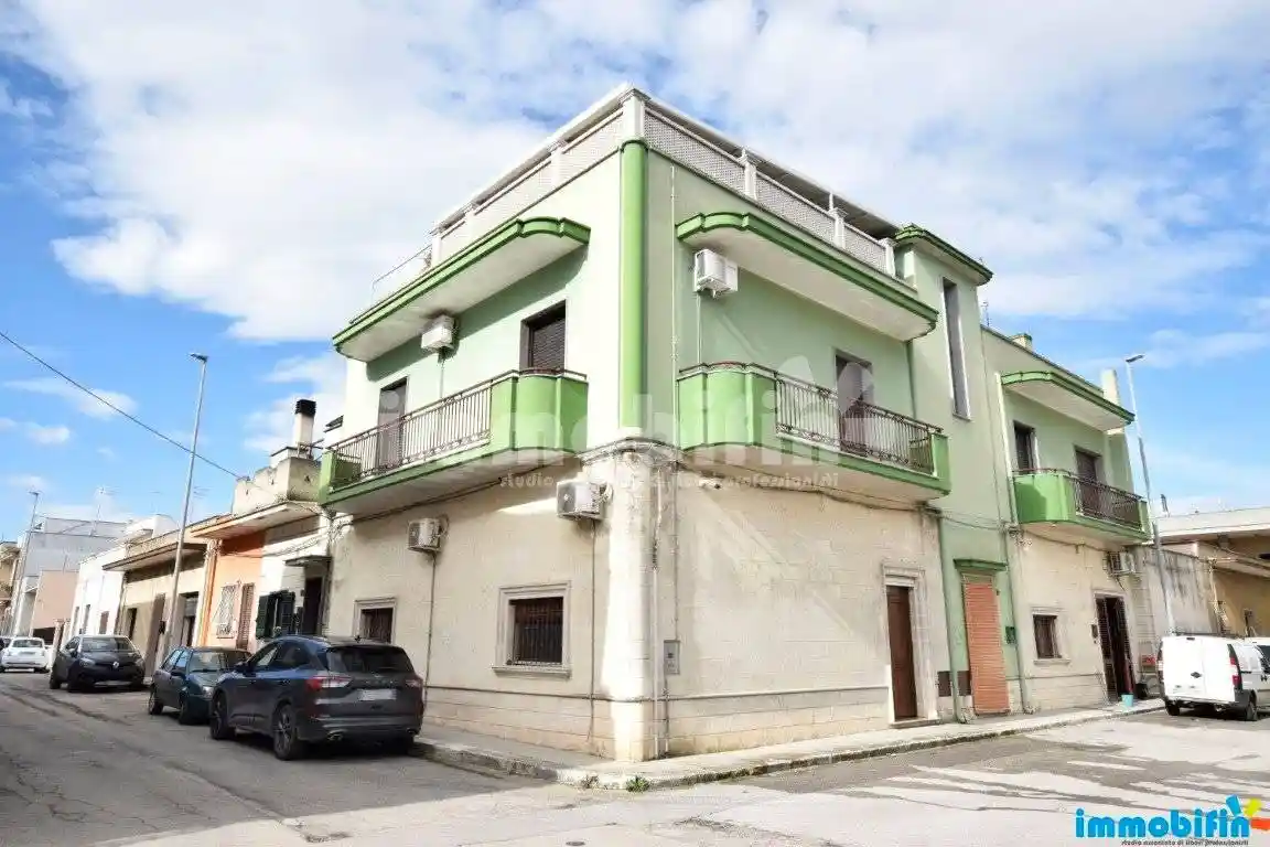 Appartamento in vendita a Oria