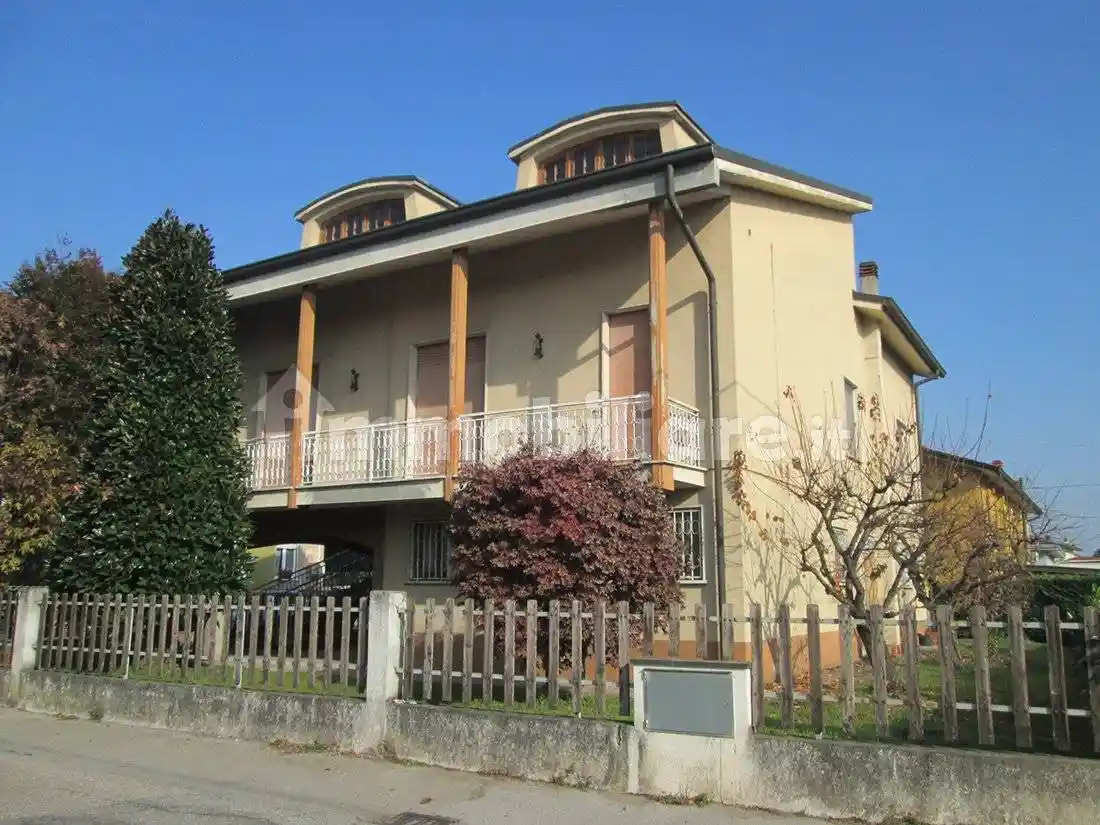 Villa in vendita a Casalmaggiore