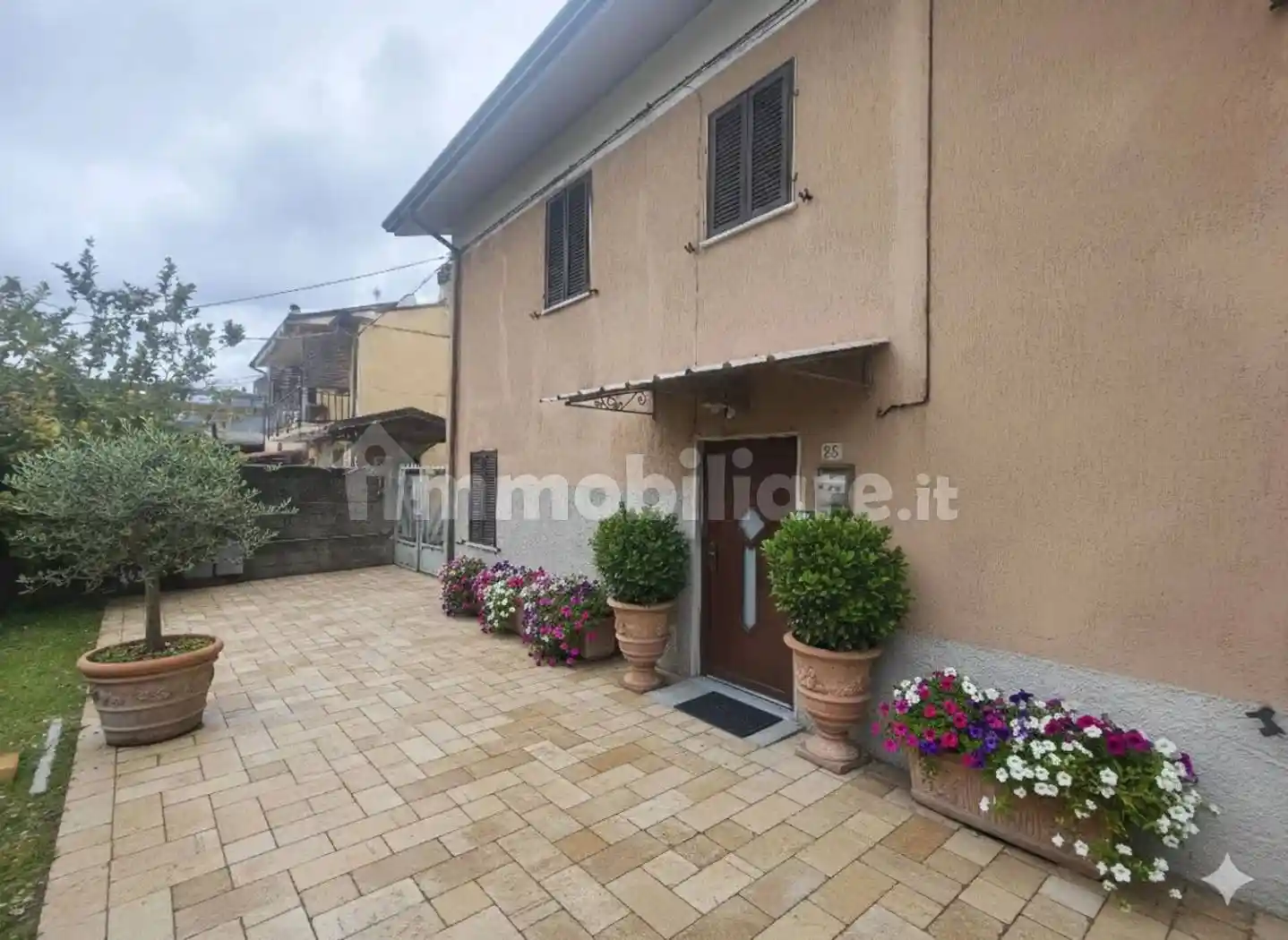 Villa in vendita a Carrara