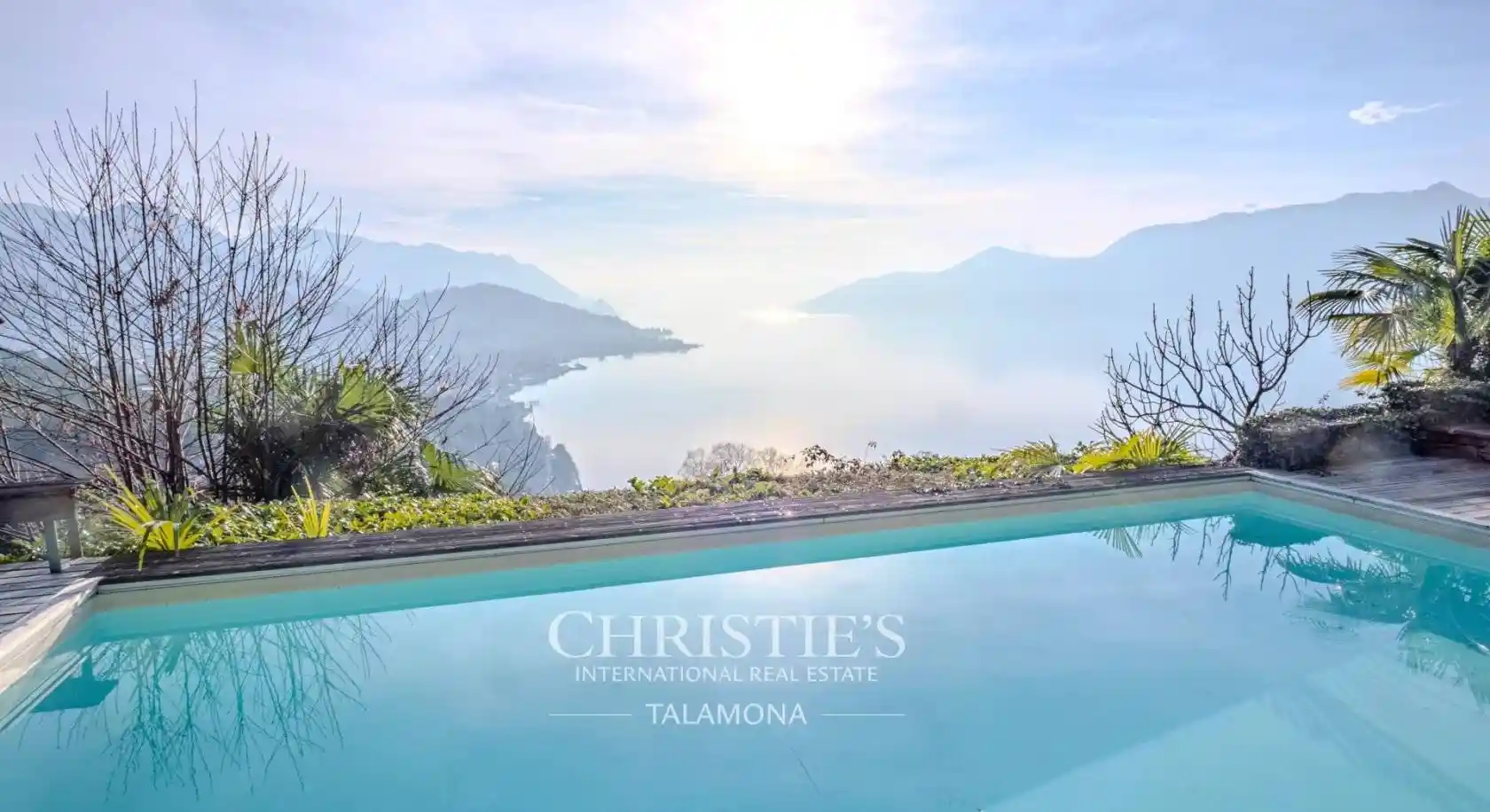 Villa in vendita a Luino