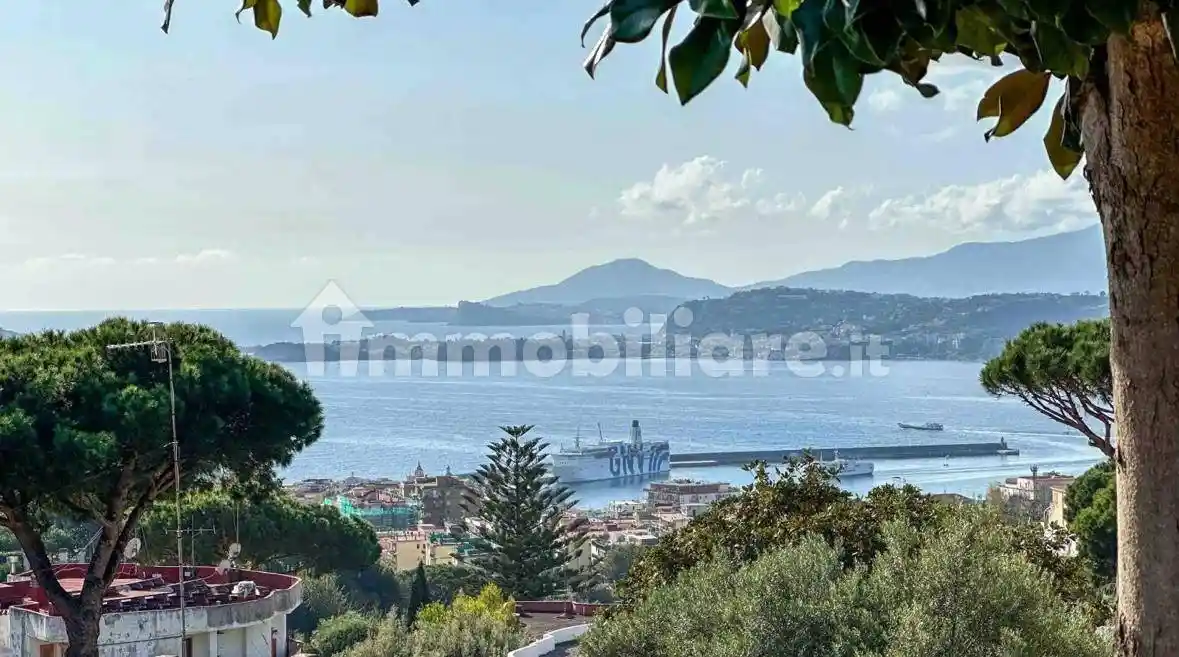 Appartamento in affitto a Pozzuoli