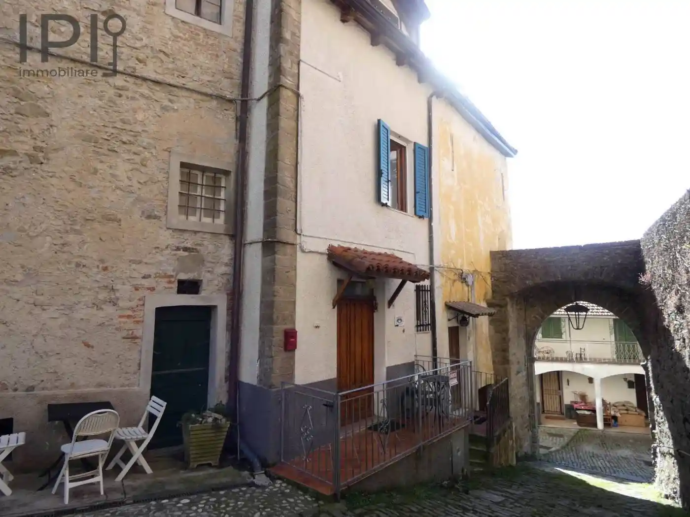 Casa indipendente in vendita a Pareto