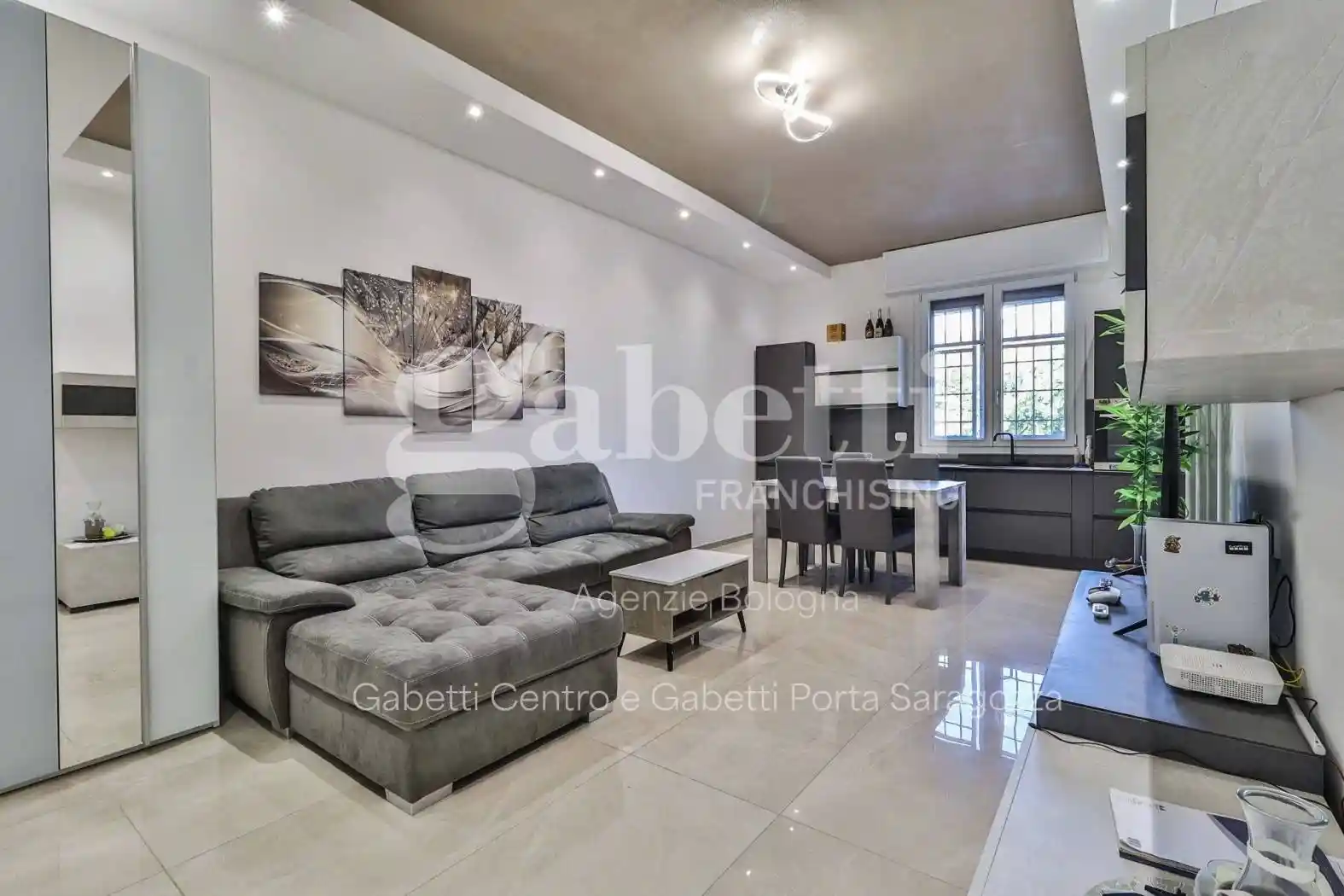 Appartamento in vendita a Bologna