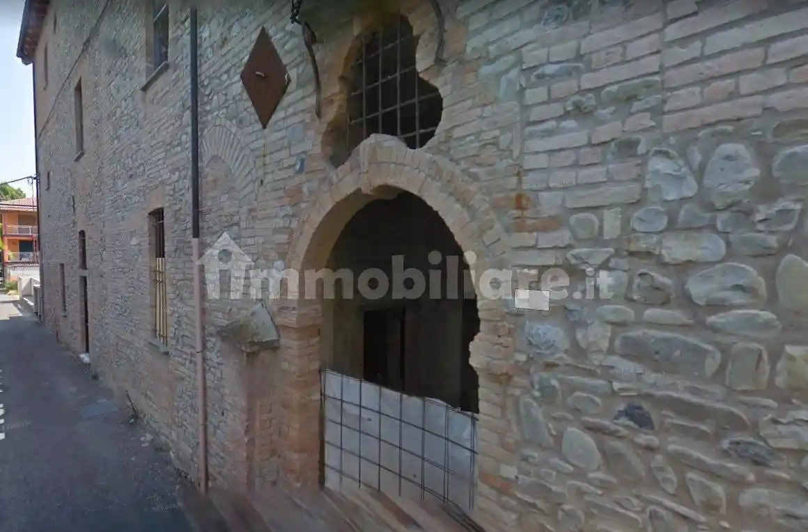 Rustico - Casale in vendita a San Giorgio Piacentino