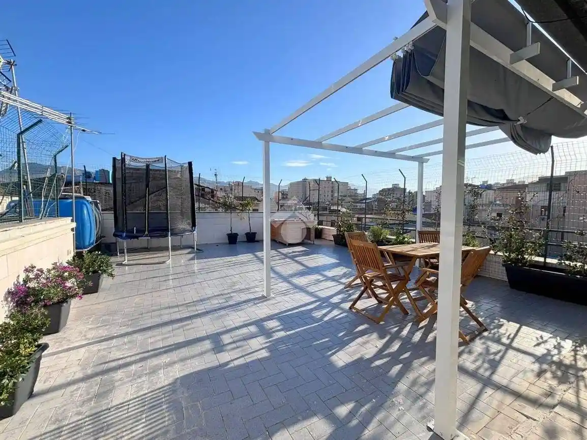 Appartamento in vendita a Palermo