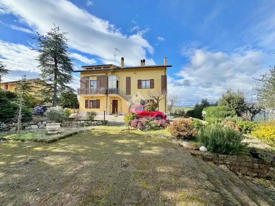 Villa in vendita a Montelabbate