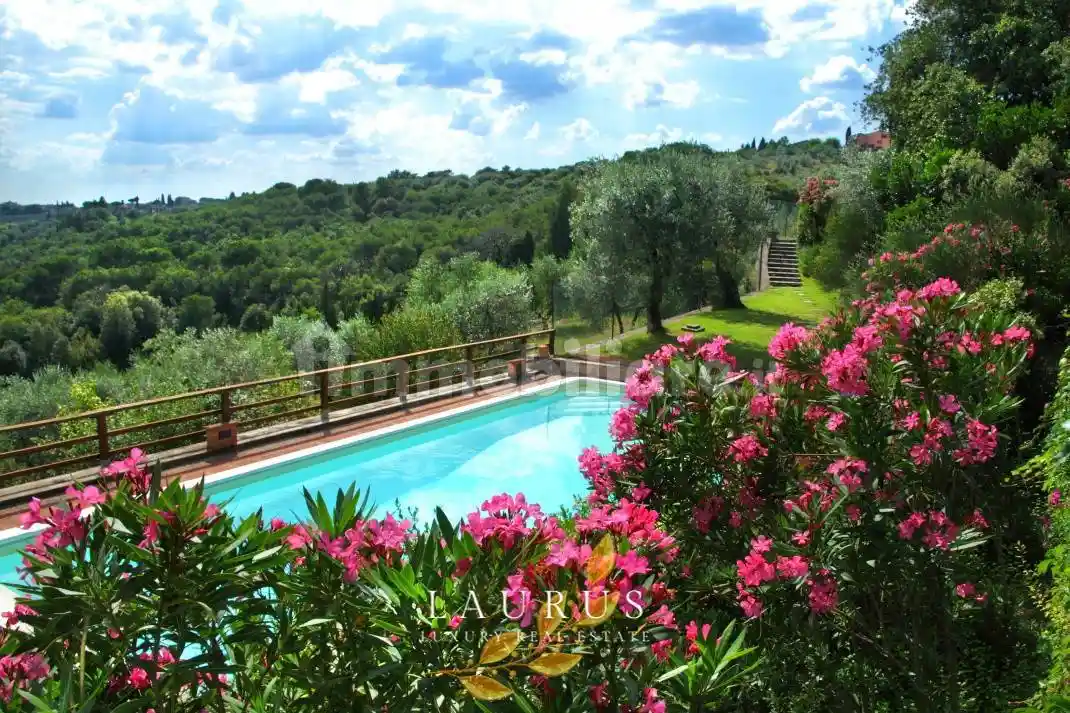 Villa in vendita a San Casciano in Val di Pesa