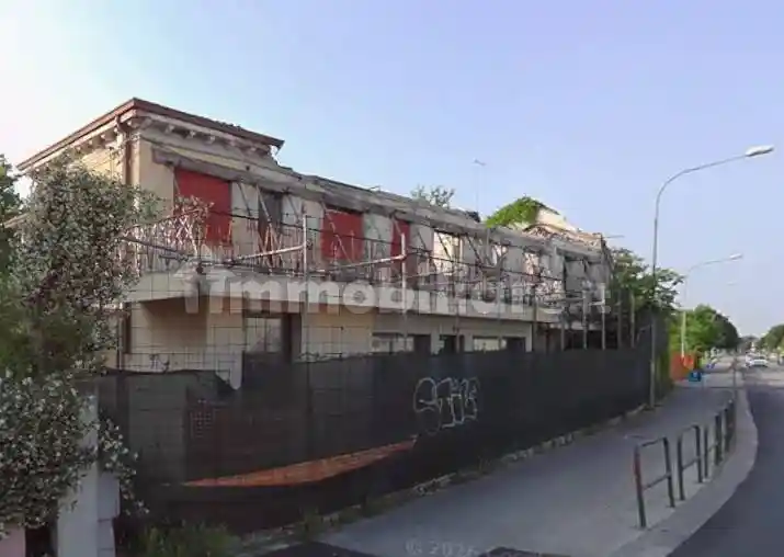 Palazzo - Stabile in vendita a Noventa di Piave