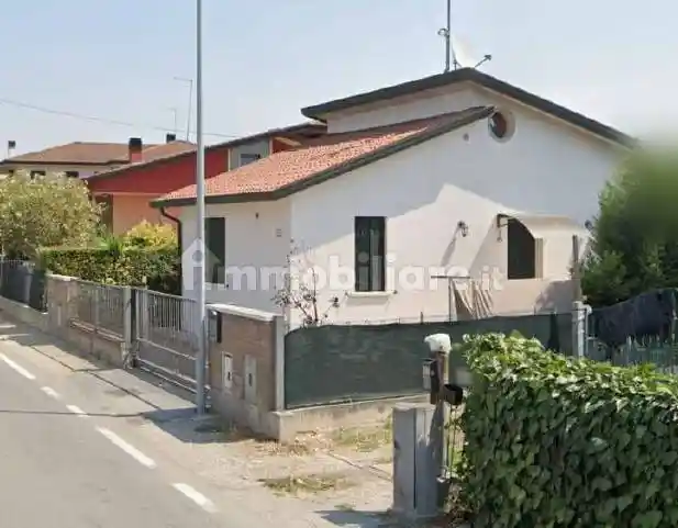 Casa indipendente in vendita a Campagna Lupia