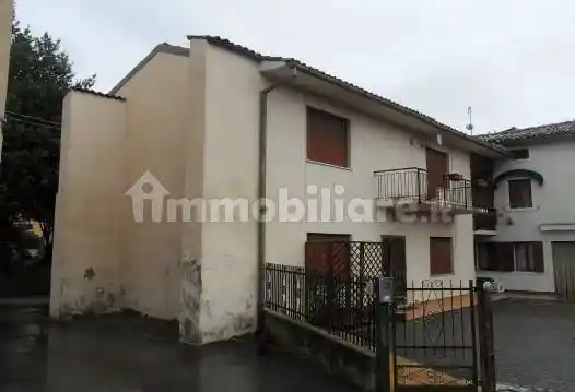 Villetta a schiera in vendita a Vittorio Veneto