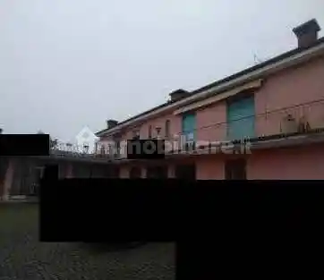 Casa indipendente in vendita a Urbana