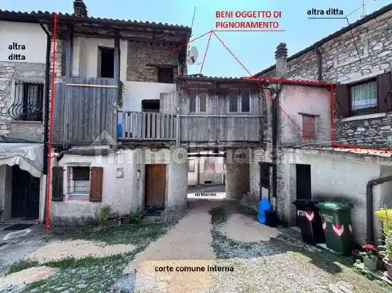 Appartamento in vendita a Revine Lago