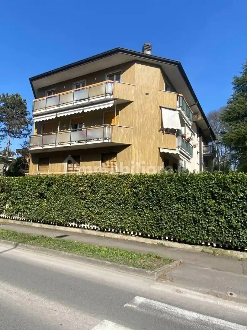 Appartamento in affitto a Arcore