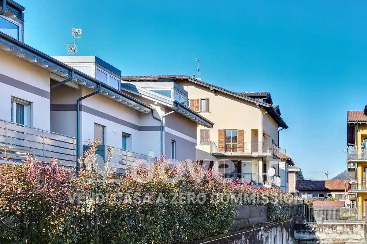 Appartamento in vendita a Mesenzana