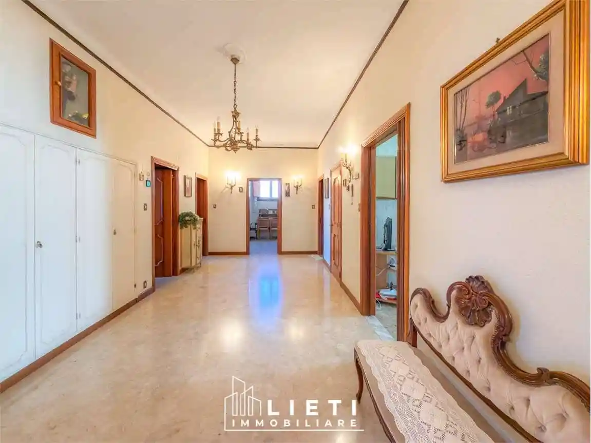 Appartamento in vendita a Taranto