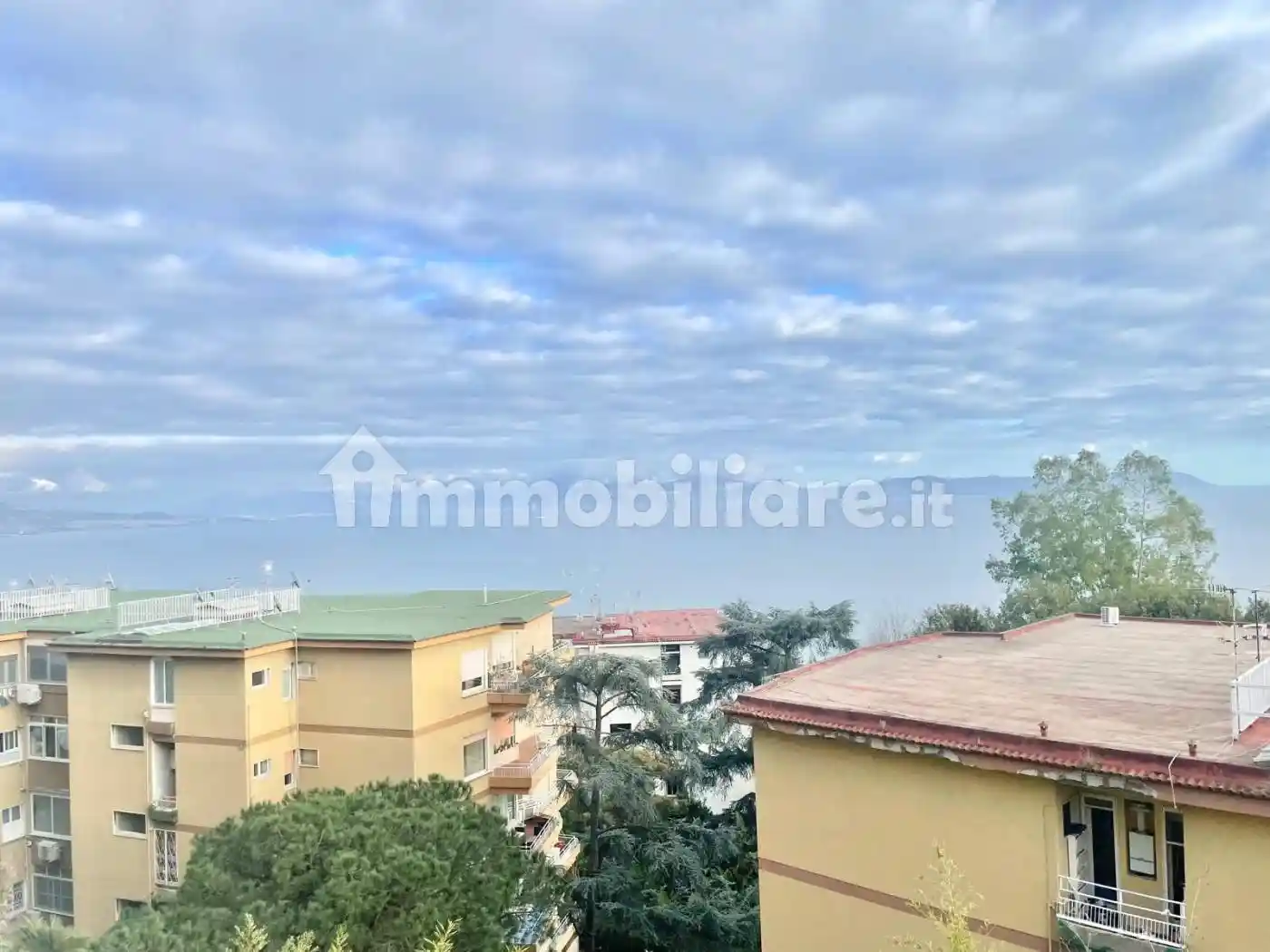 Appartamento in affitto a Napoli