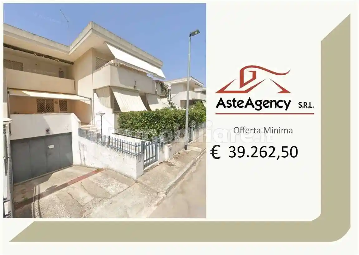 Appartamento in vendita a Lesina