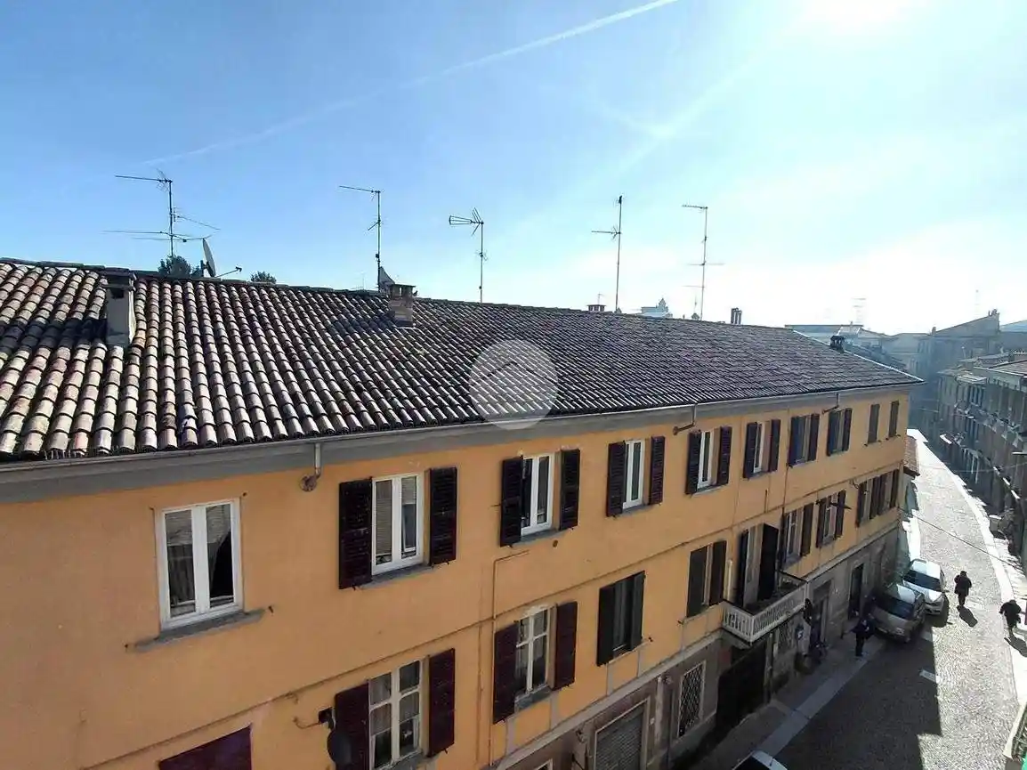 Appartamento in affitto a Voghera