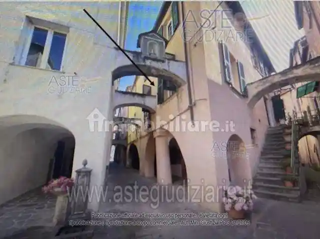 Appartamento in vendita a Varese Ligure