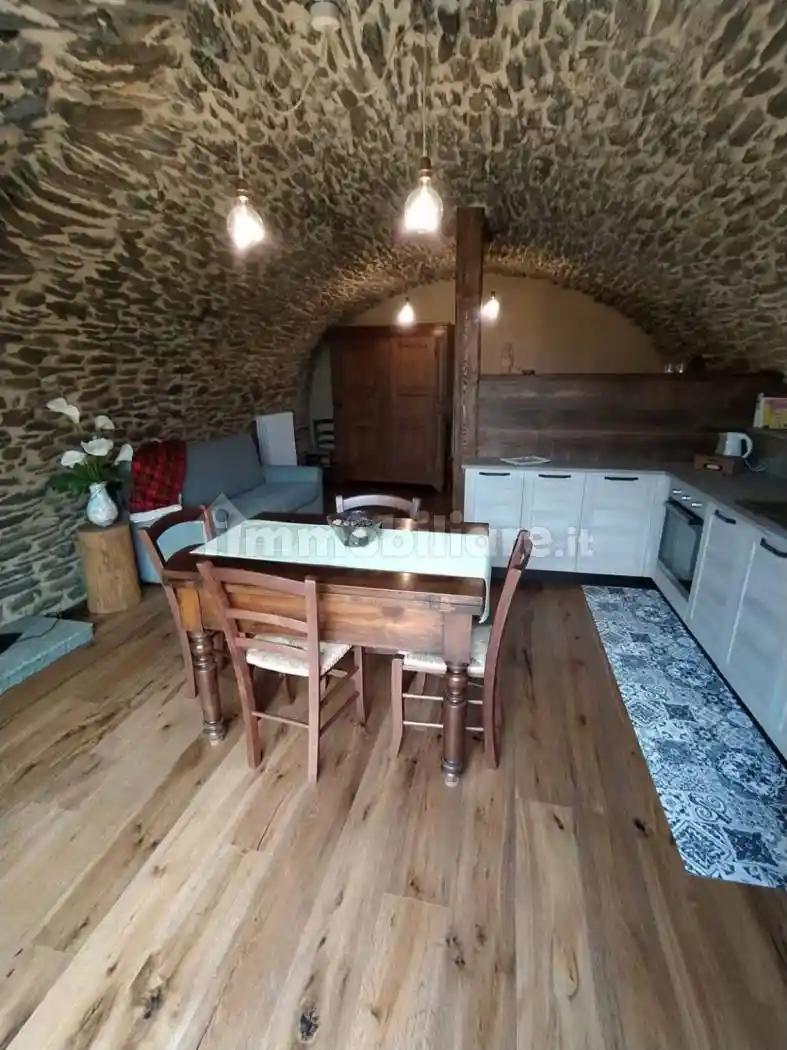 Rustico - Casale in vendita a Stroppo