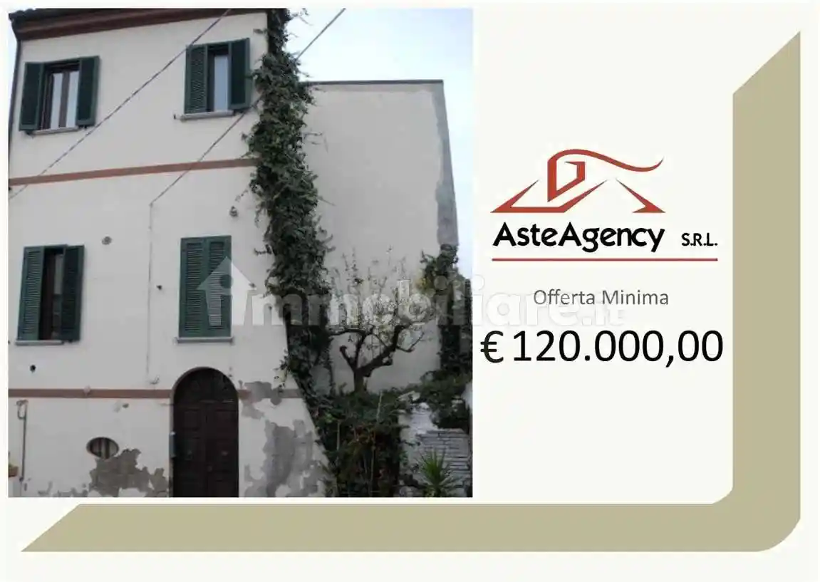 Casa indipendente in vendita a Morro d'Oro