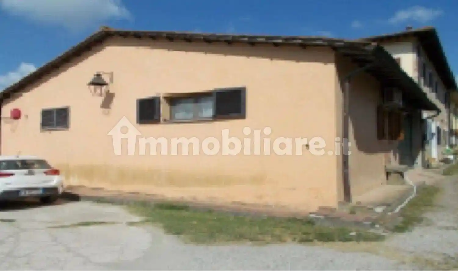 Appartamento in vendita a Cascina