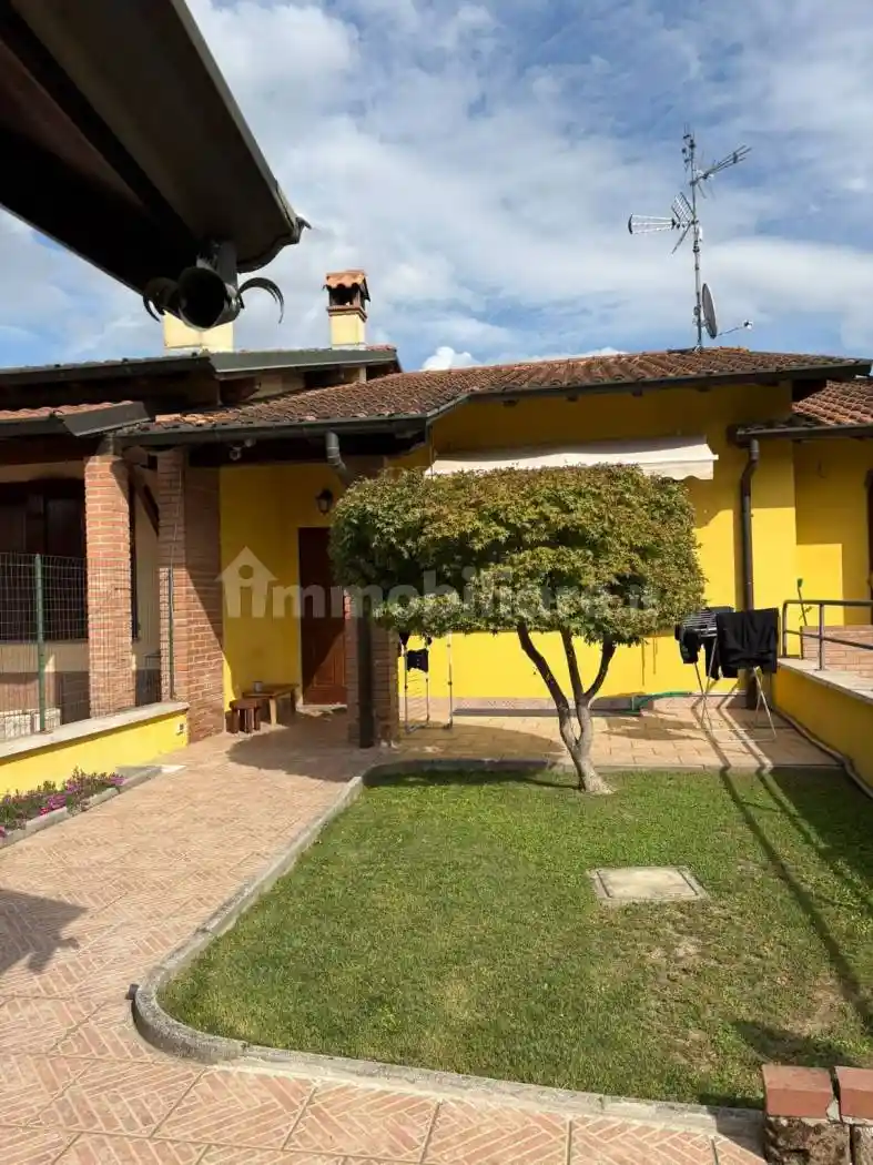 Villetta a schiera in vendita a Somaglia