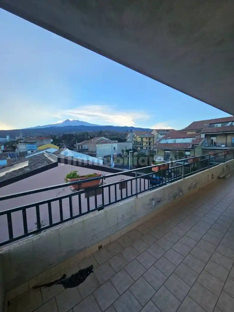 Appartamento in vendita a Piedimonte Etneo