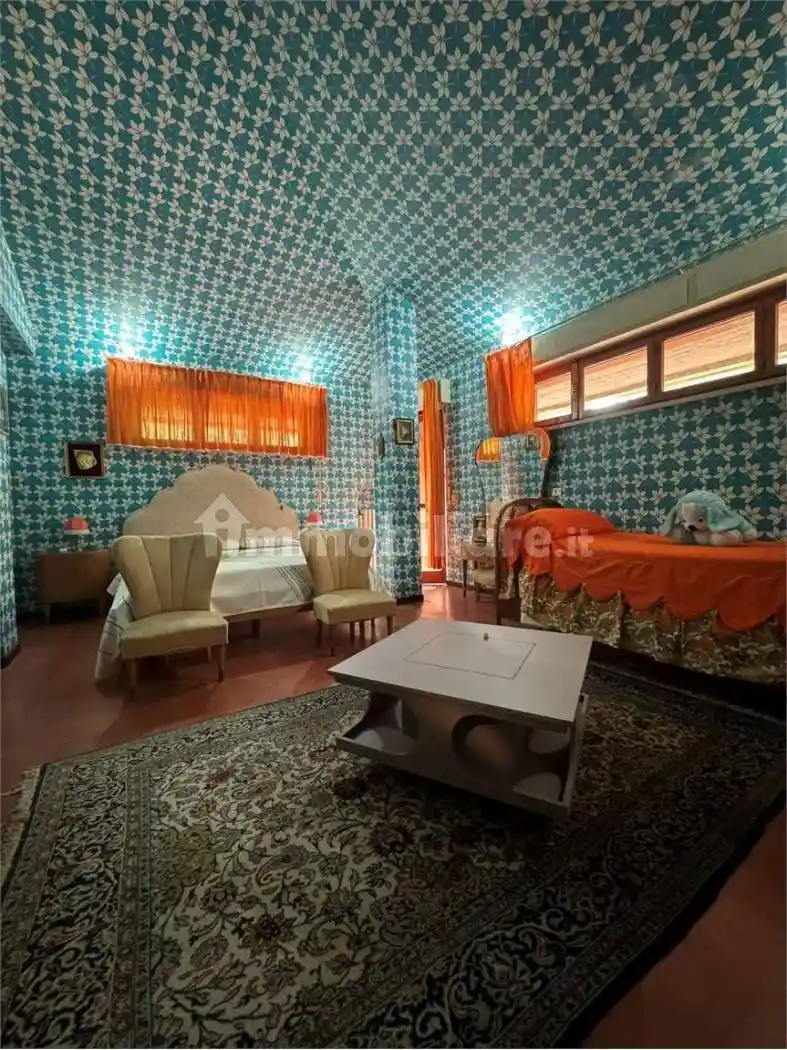 Villa in vendita a Serra San Quirico