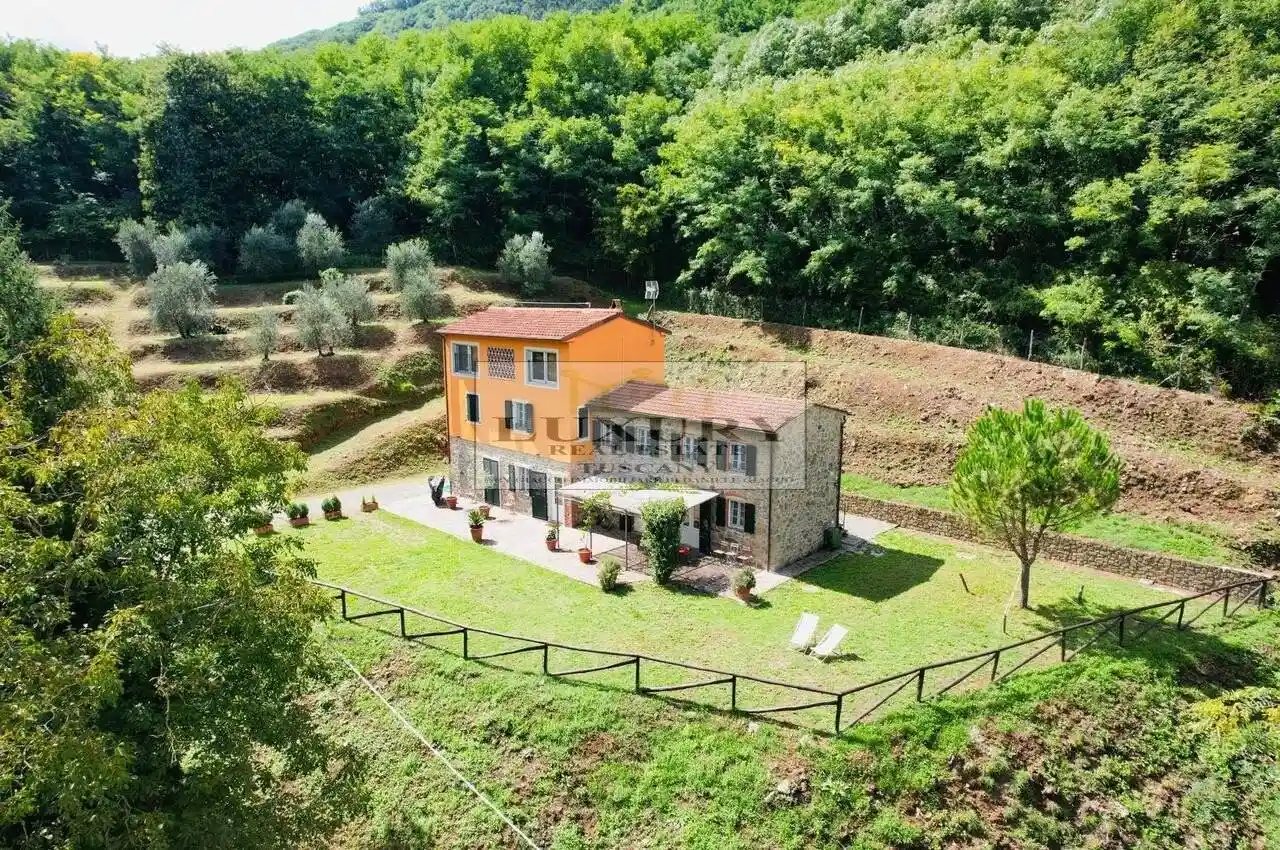 Rustico - Casale in vendita a Capannori