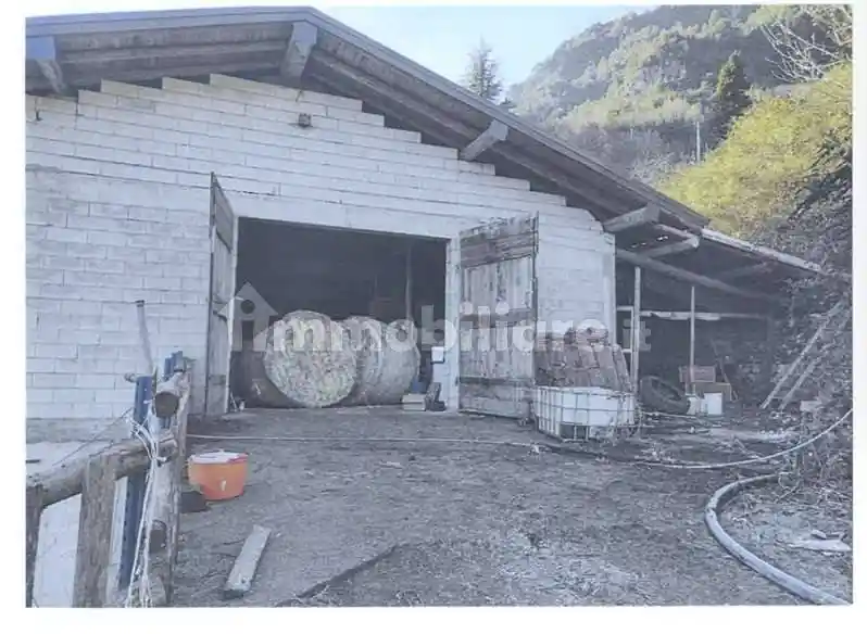 Rustico - Casale in vendita a Anfo