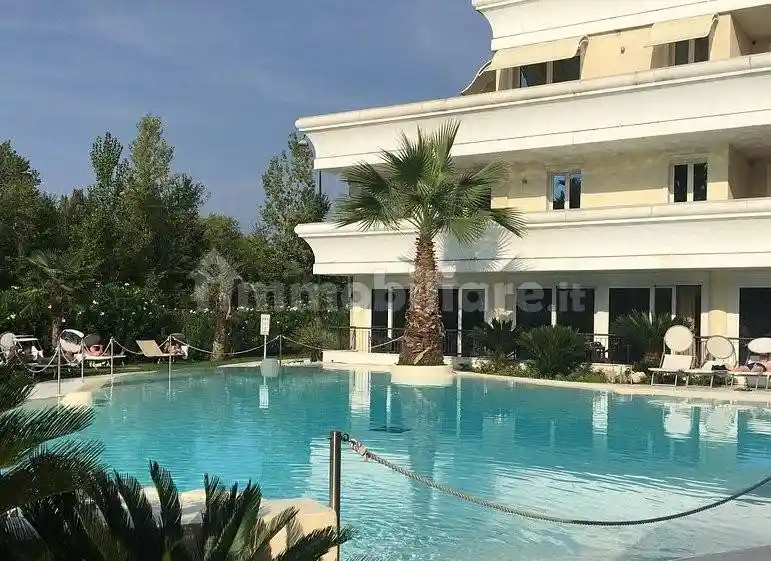 Appartamento in vendita a Desenzano del Garda