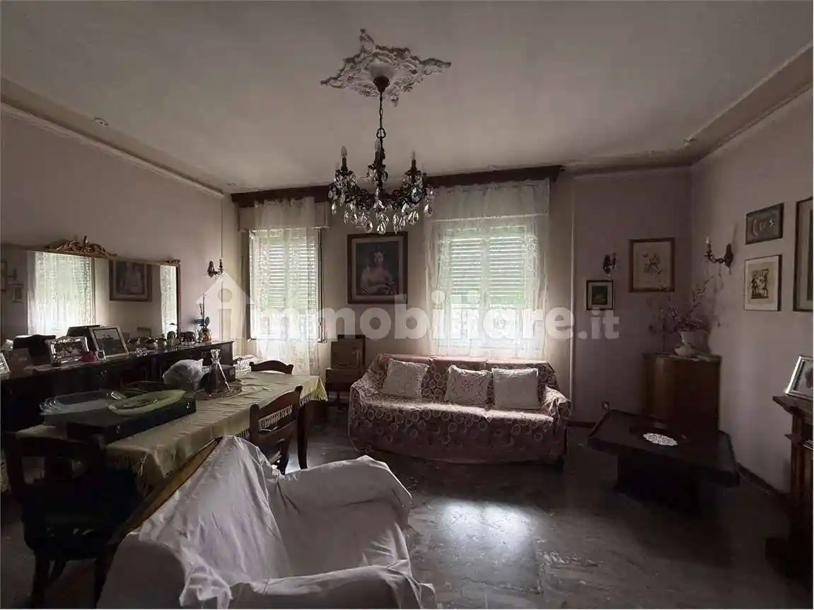 Casa indipendente in vendita a Sassuolo